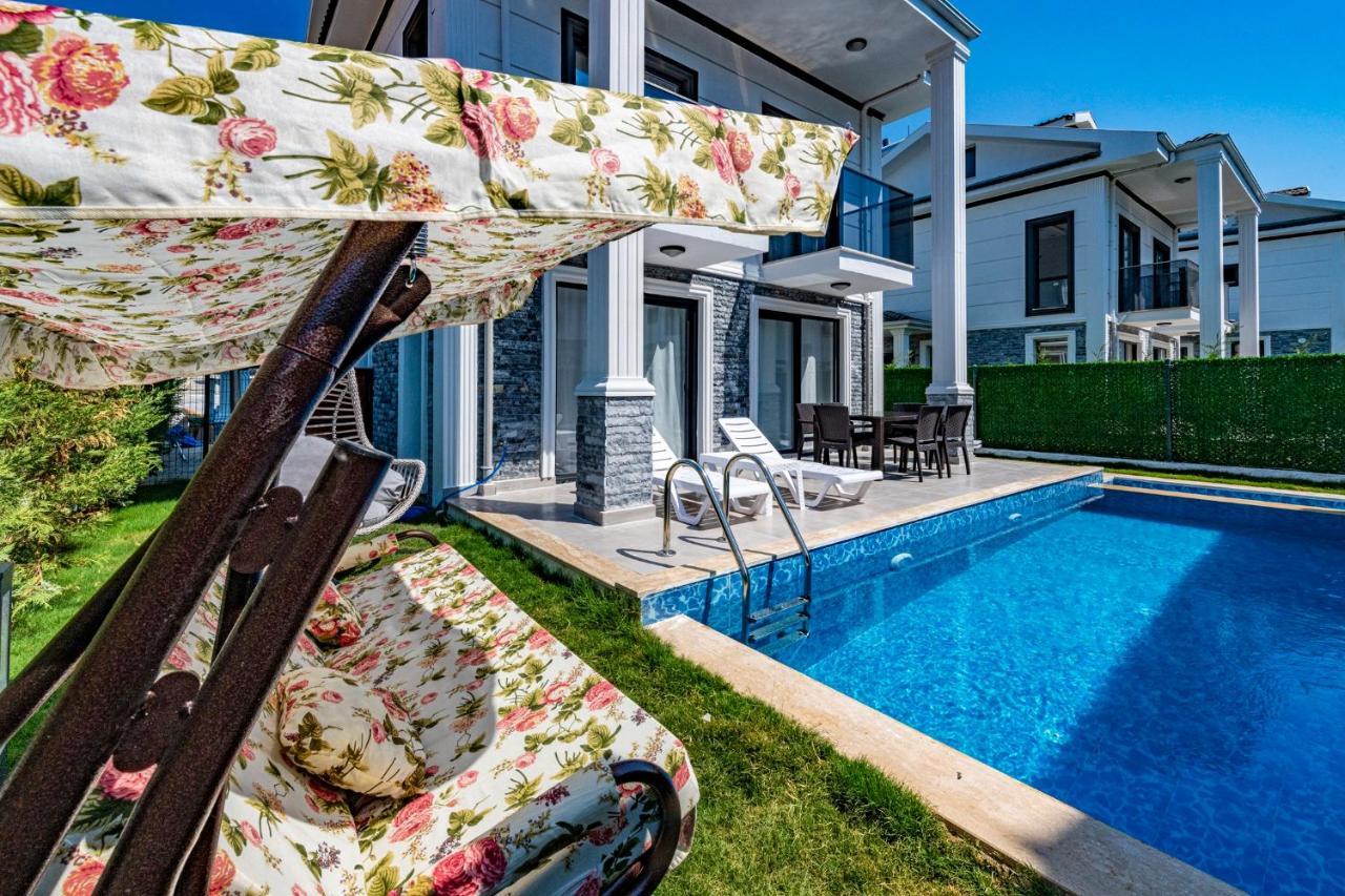 Salkim- 4 Bedroom Holiday Villa In Oludeniz Fethiye Eksteriør billede